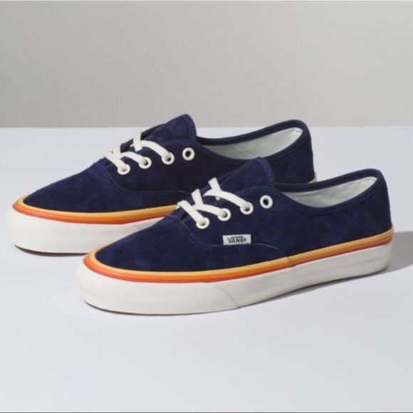 ISO VANS RETRO RAINBOW - Picture 1 of 1